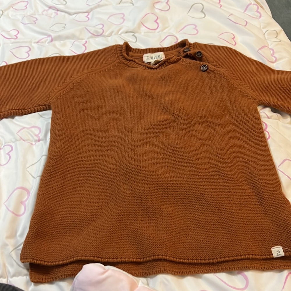 Sweater - Picture 2 of 3